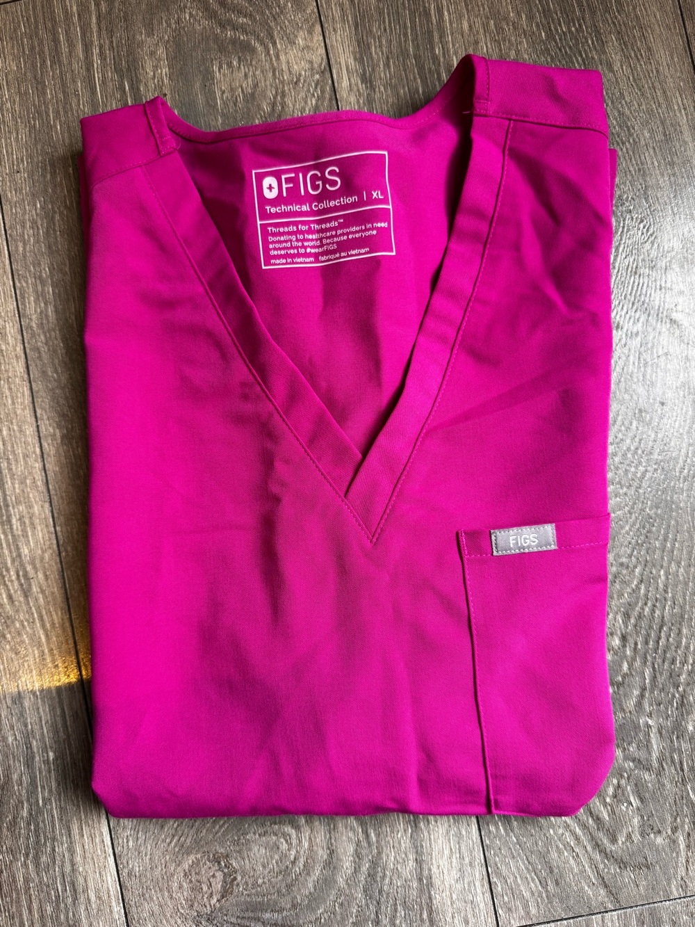 Figs Classic Women's Short Sleeve Top - Fuchsia Pink XL